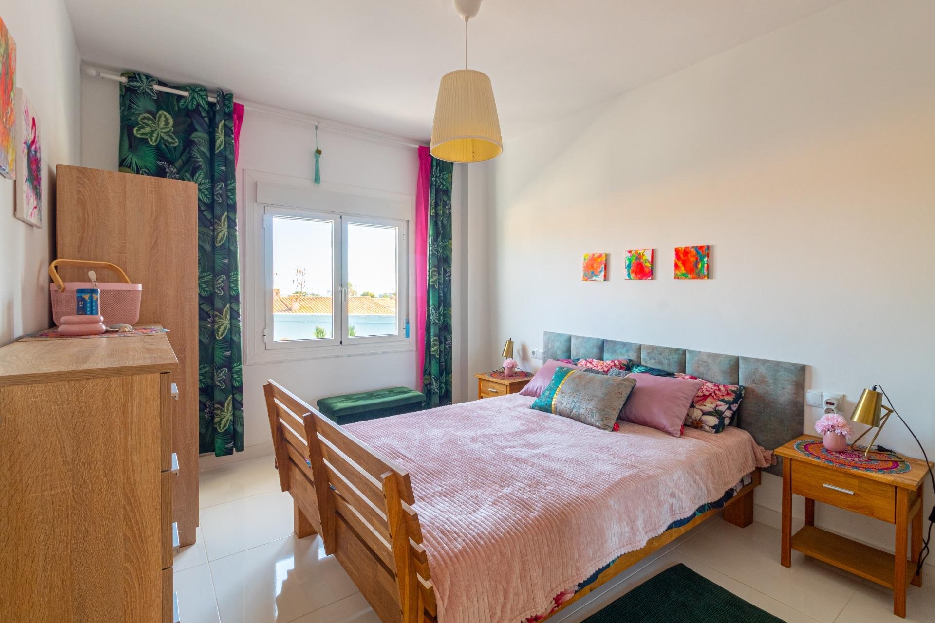 Resale - Apartment / Flat * - Orihuela Costa * - La Regia *