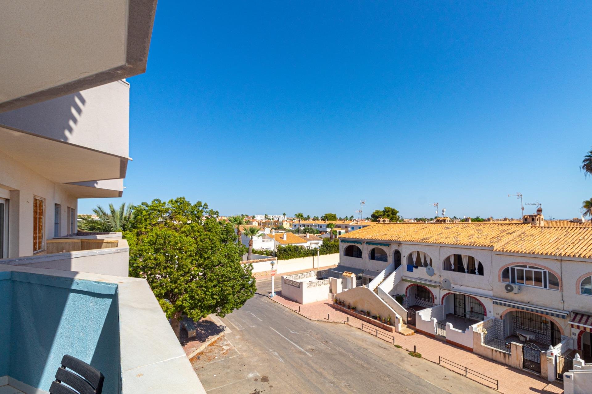 Resale - Apartment / Flat * - Orihuela Costa * - La Regia *
