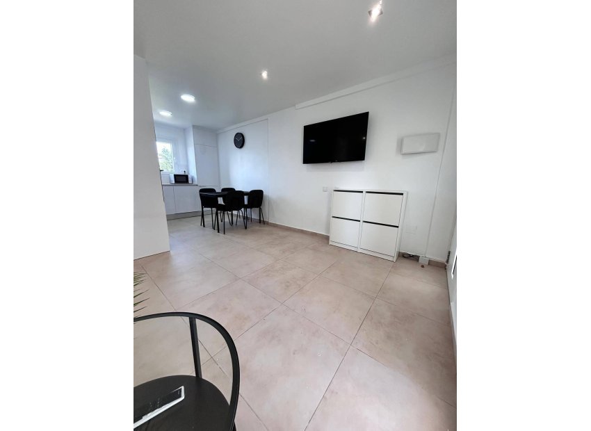 Resale - Apartment / Flat * - Orihuela Costa * - La Regia *