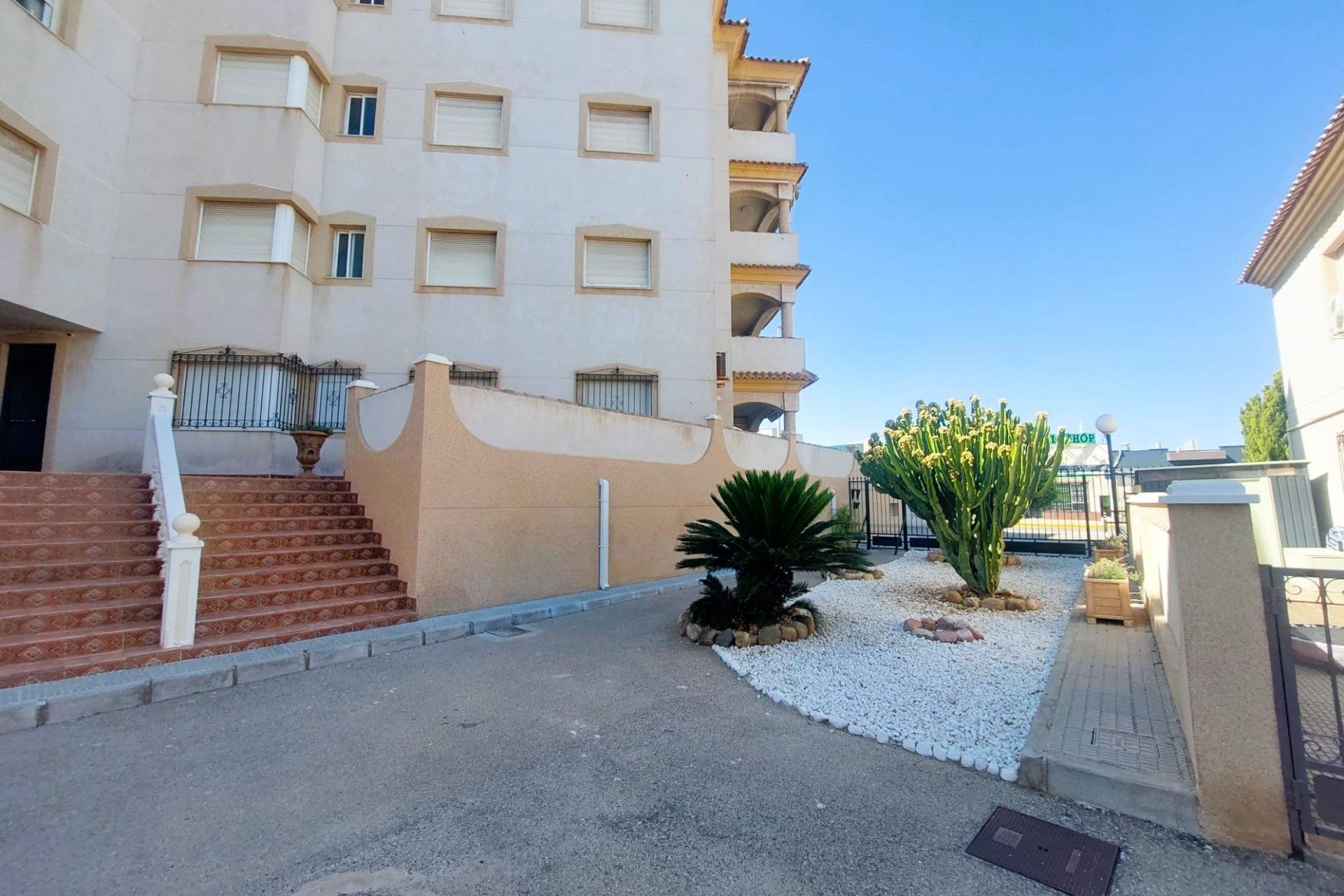 Resale - Apartment / flat - Orihuela Costa - La Zenia