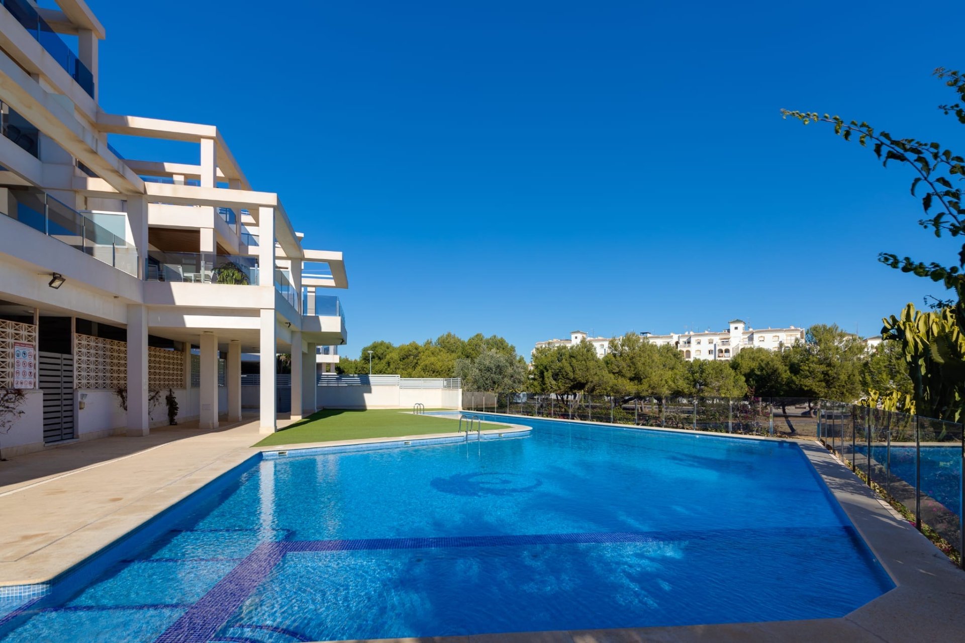 Resale - Apartment / flat - Orihuela Costa - La Zenia