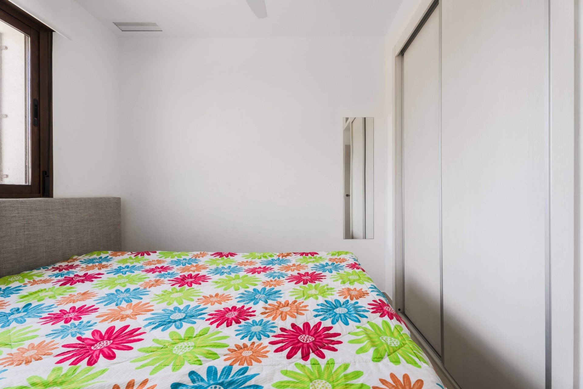 Resale - Apartment / Flat * - Orihuela Costa - La Zenia *