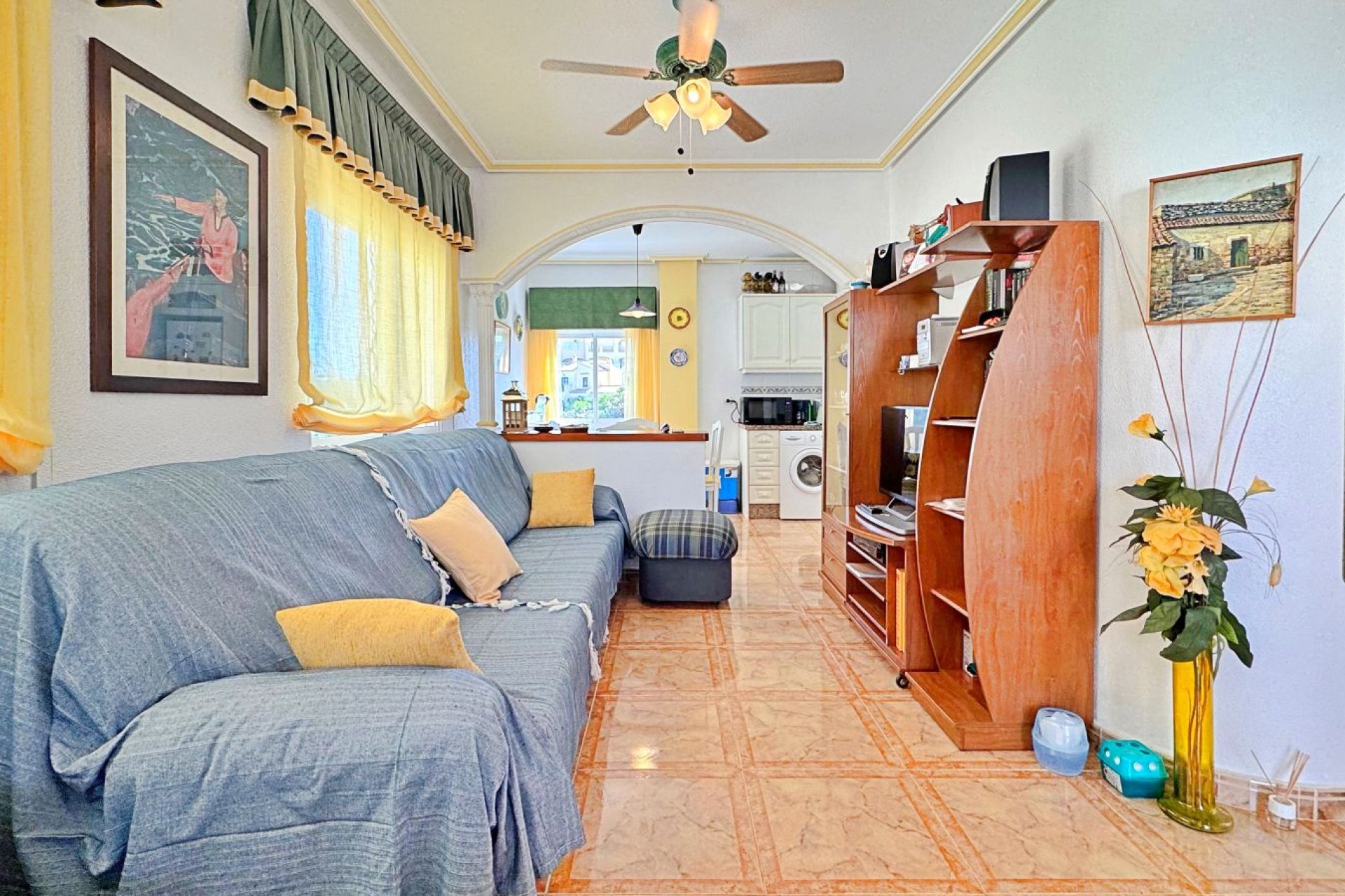 Resale - Apartment / Flat * - Orihuela Costa - La Zenia *