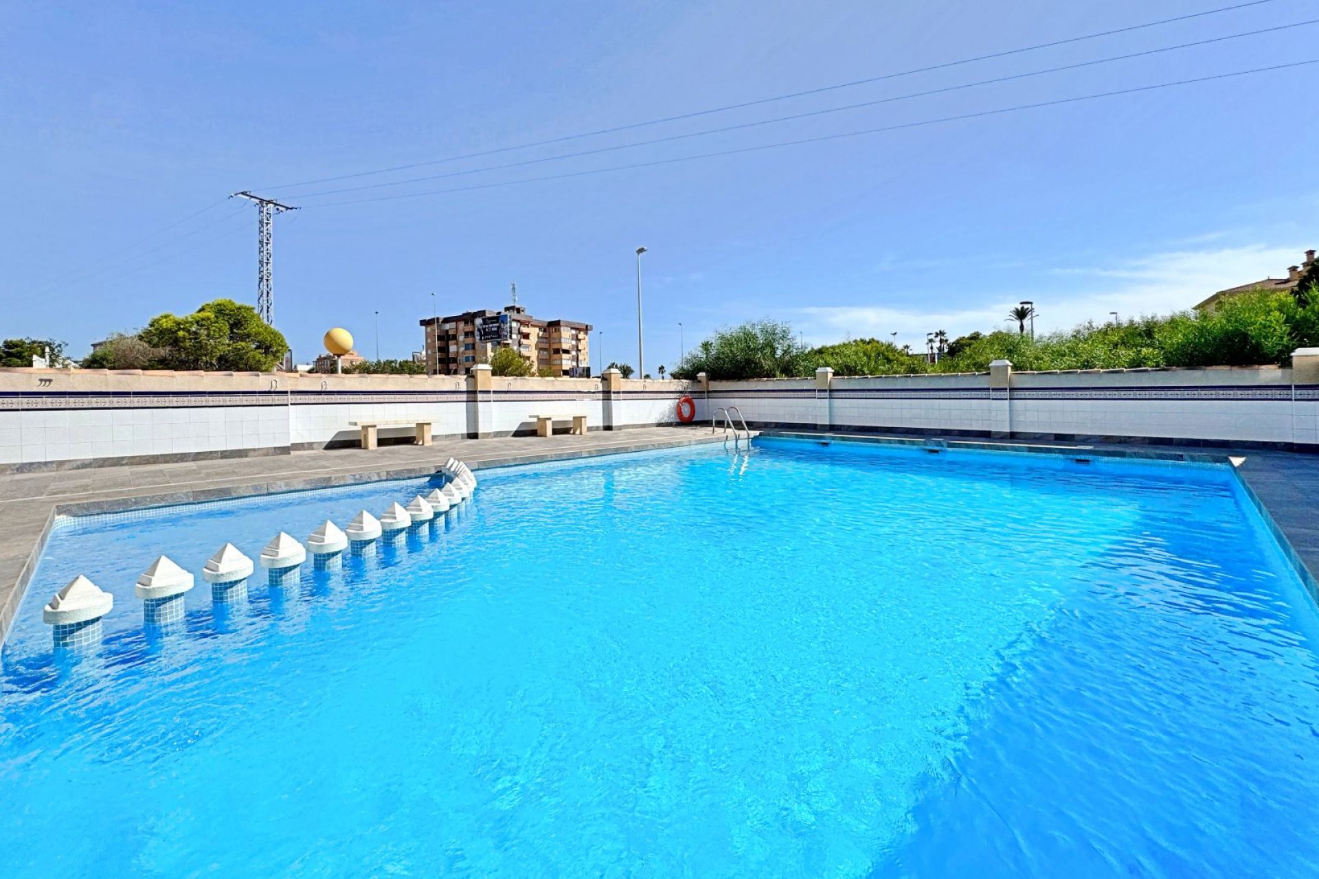 Resale - Apartment / Flat * - Orihuela Costa - La Zenia *