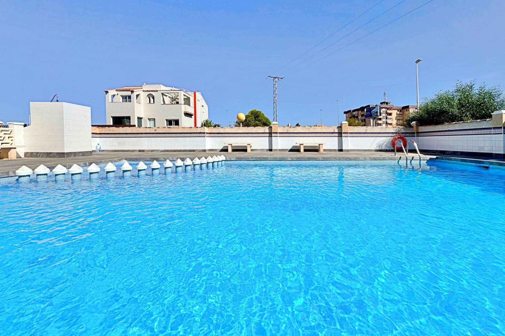 Resale - Apartment / Flat * - Orihuela Costa - La Zenia *