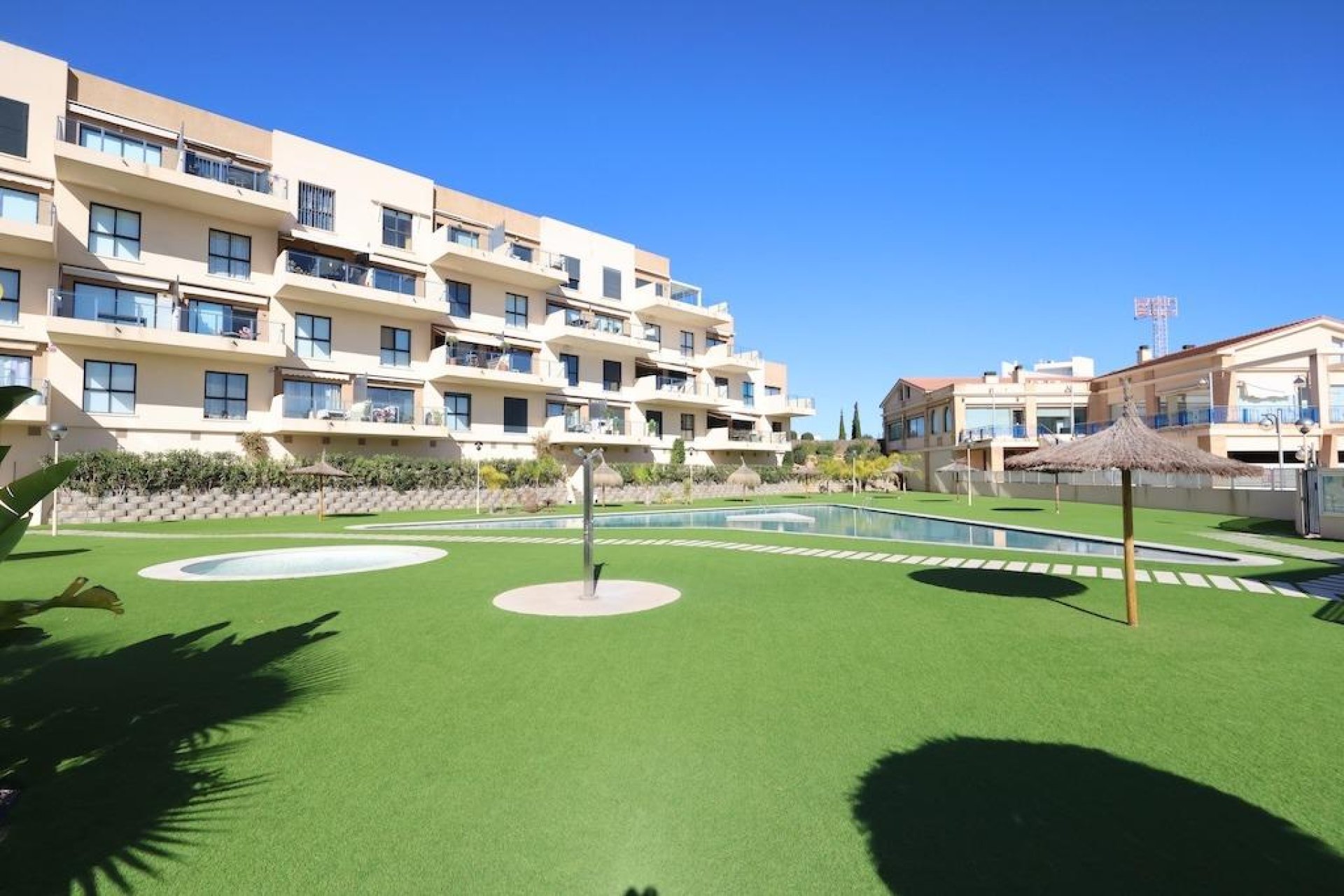 Resale - Apartment / Flat * - Orihuela Costa * - La Zenia *