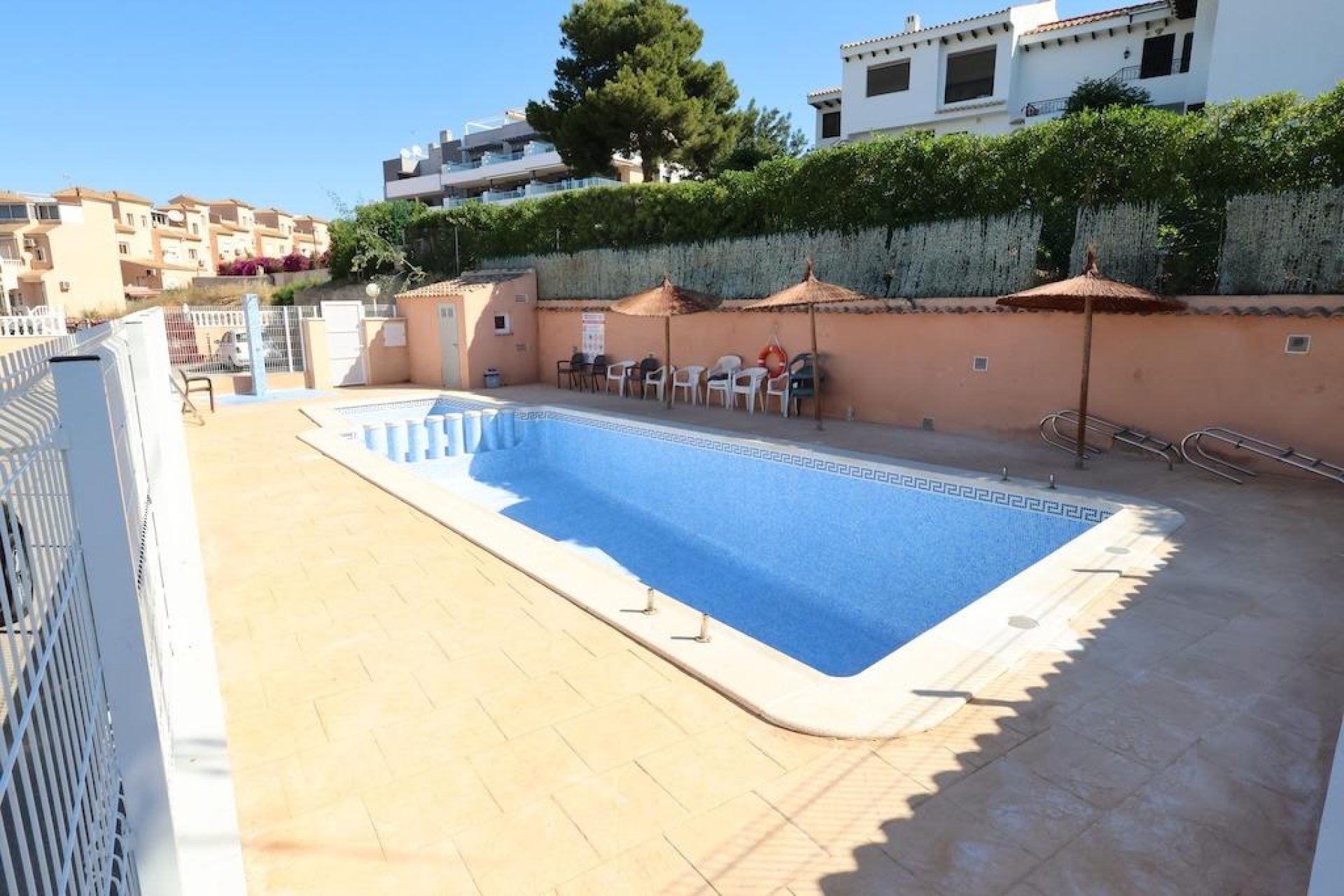 Resale - Apartment / Flat * - Orihuela Costa * - La Zenia *