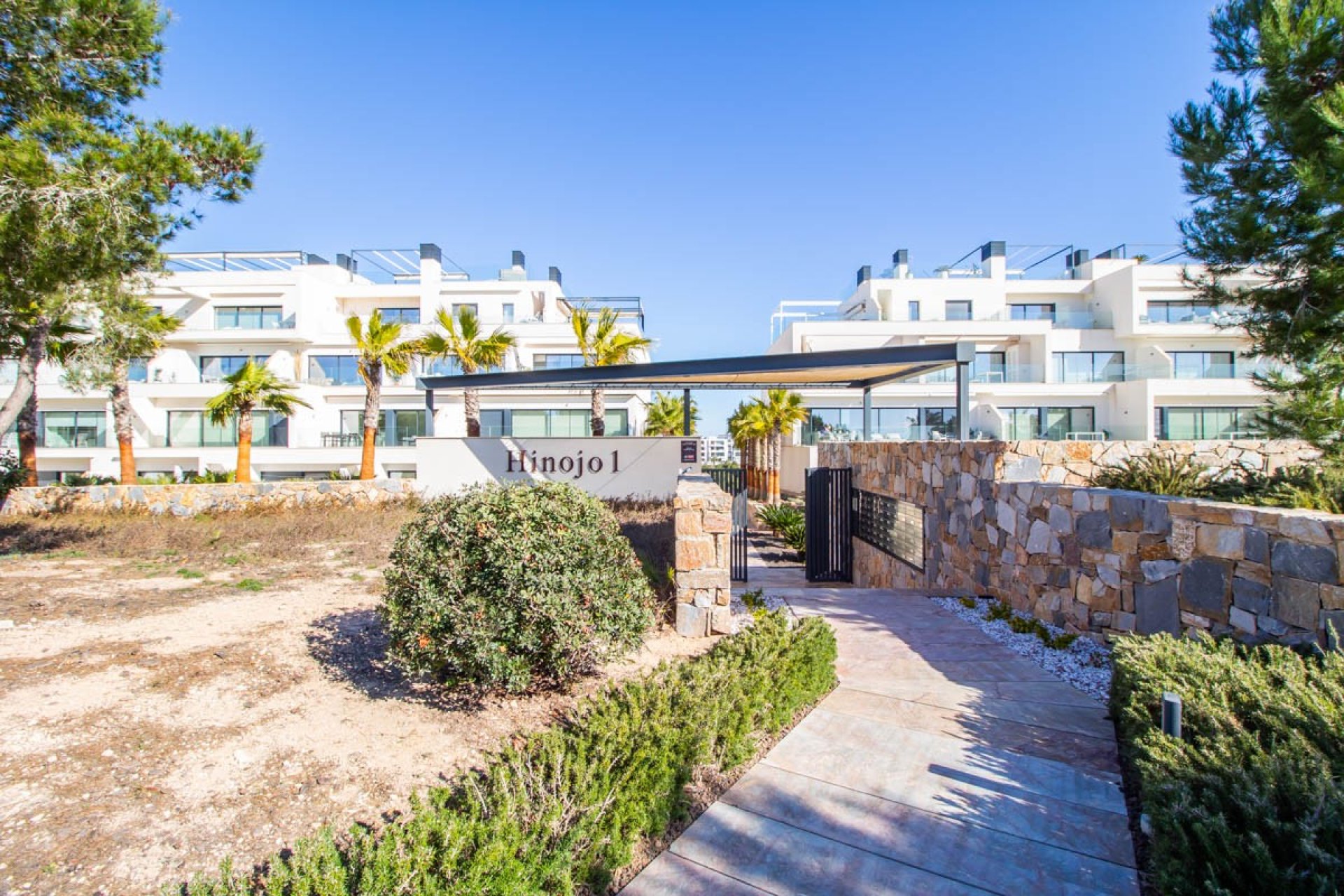 Resale - Apartment / flat - Orihuela Costa - Las Colinas Golf Resort