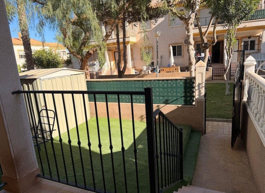 Resale - Apartment / Flat * - Orihuela Costa - Las Filipinas *