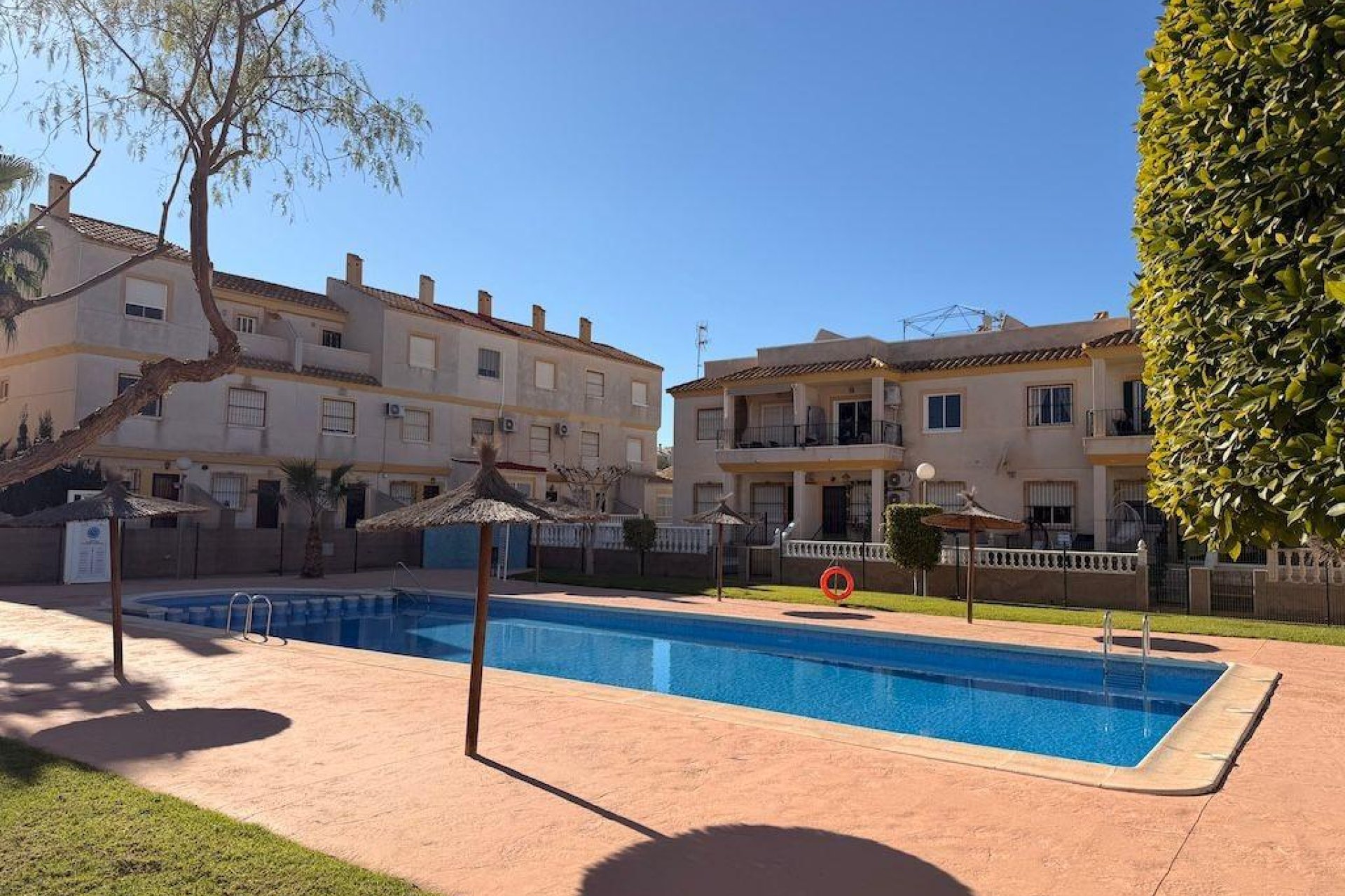 Resale - Apartment / Flat * - Orihuela Costa - Las Filipinas *