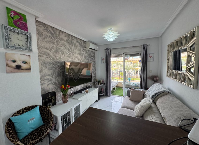 Resale - Apartment / Flat * - Orihuela Costa * - Las Filipinas *