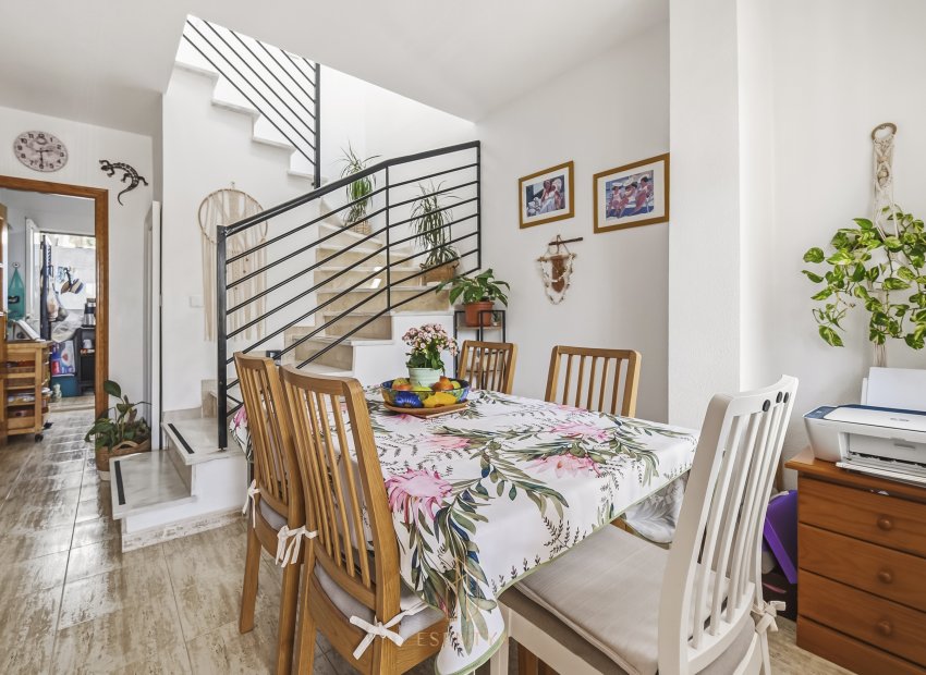 Resale - Apartment / Flat * - Orihuela Costa * - Las Filipinas *