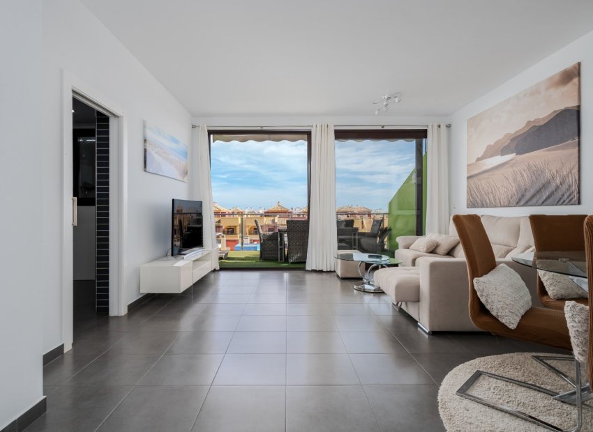 Resale - Apartment / Flat * - Orihuela Costa - Lomas de Cabo Roig *