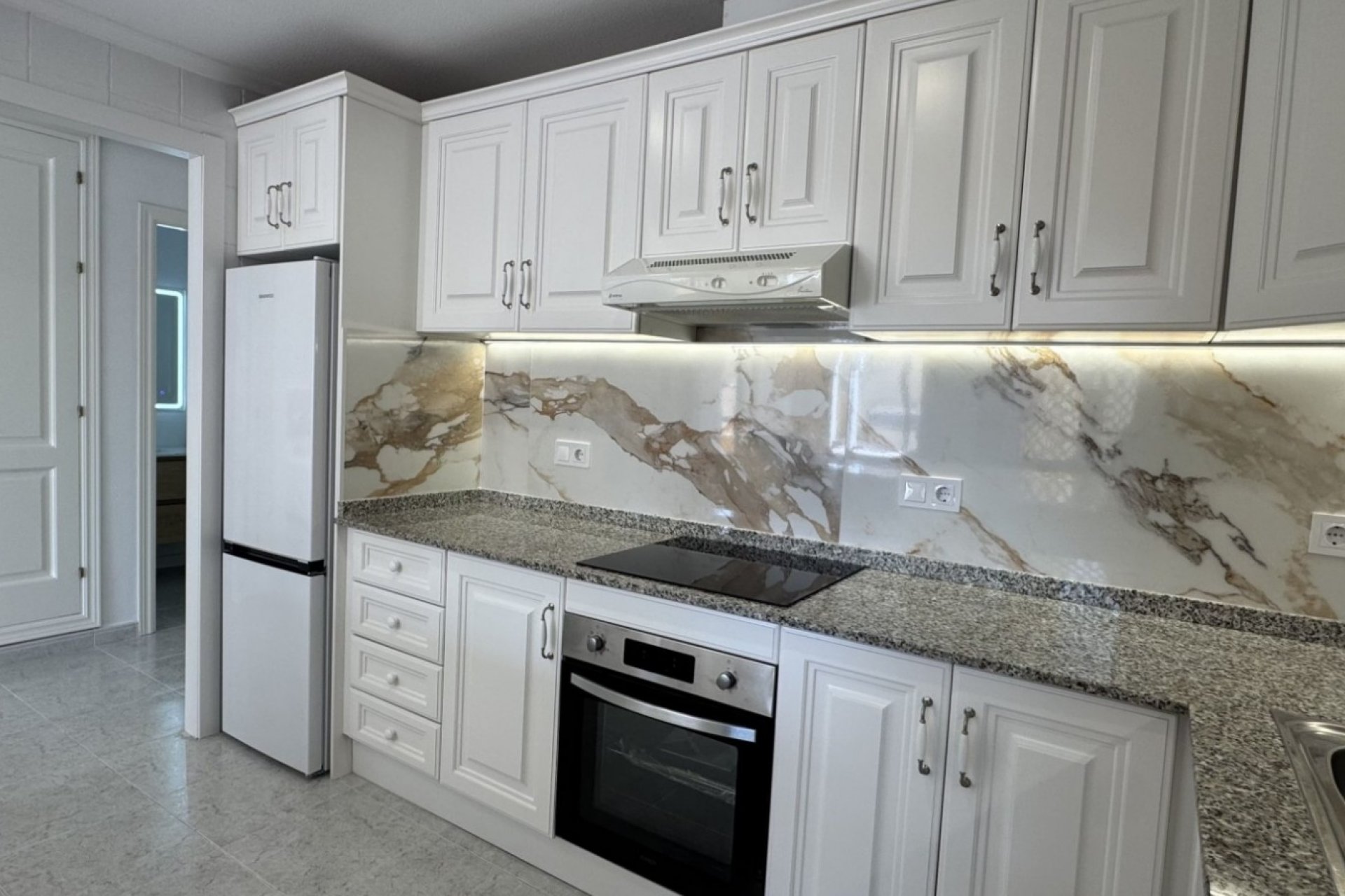 Resale - Apartment / Flat * - Orihuela Costa * - Lomas de Campoamor *