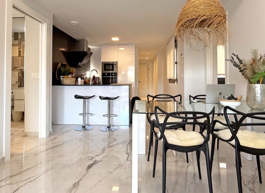 Resale - Apartment / Flat * - Orihuela Costa - Los Altos *