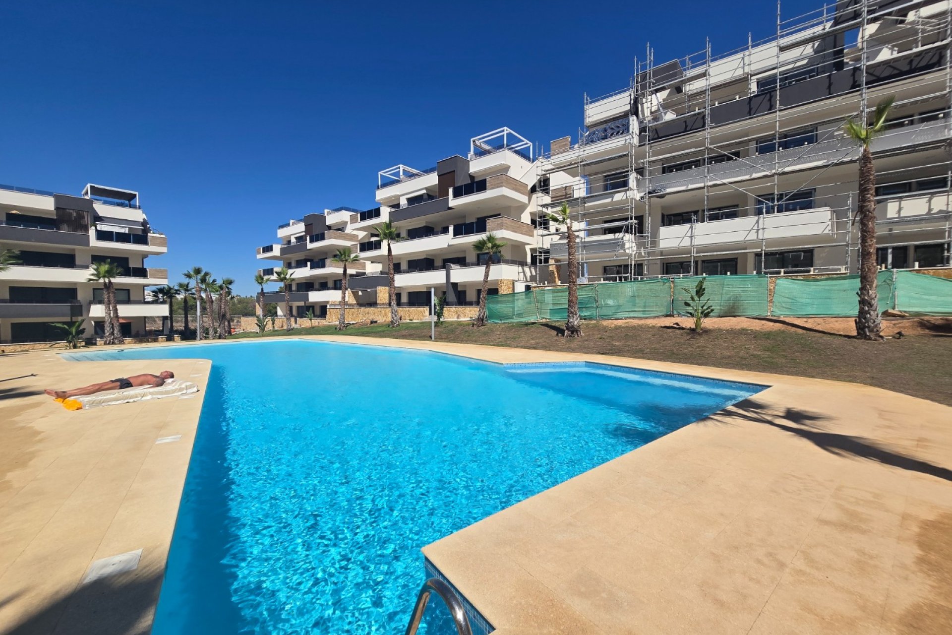 Resale - Apartment / Flat * - Orihuela Costa - Los Altos *