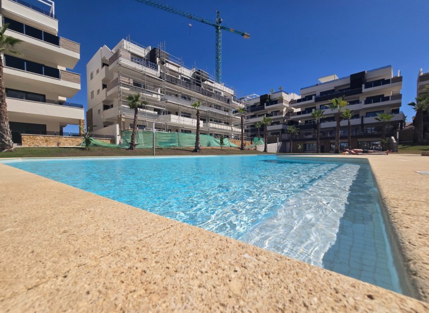 Resale - Apartment / Flat * - Orihuela Costa - Los Altos *