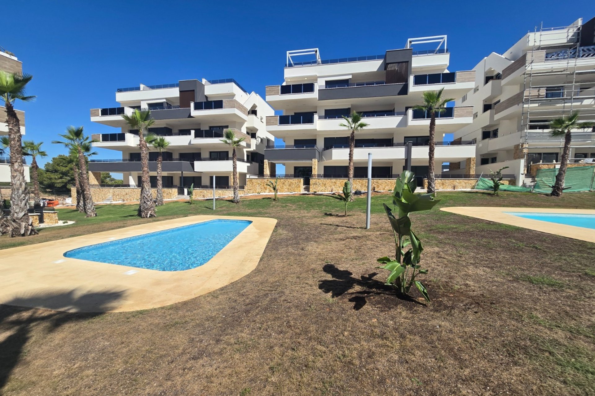 Resale - Apartment / Flat * - Orihuela Costa - Los Altos *