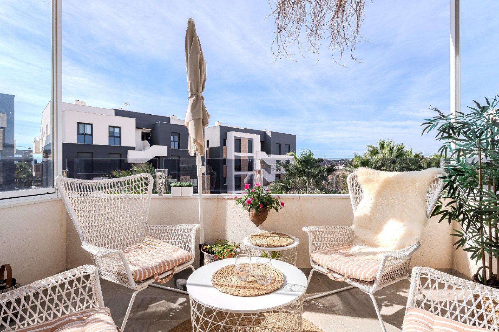 Resale - Apartment / Flat * - Orihuela Costa - Los Altos