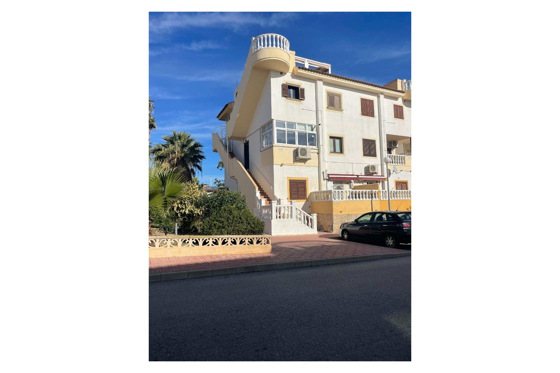 Resale - Apartment / Flat * - Orihuela Costa * - Los Altos *