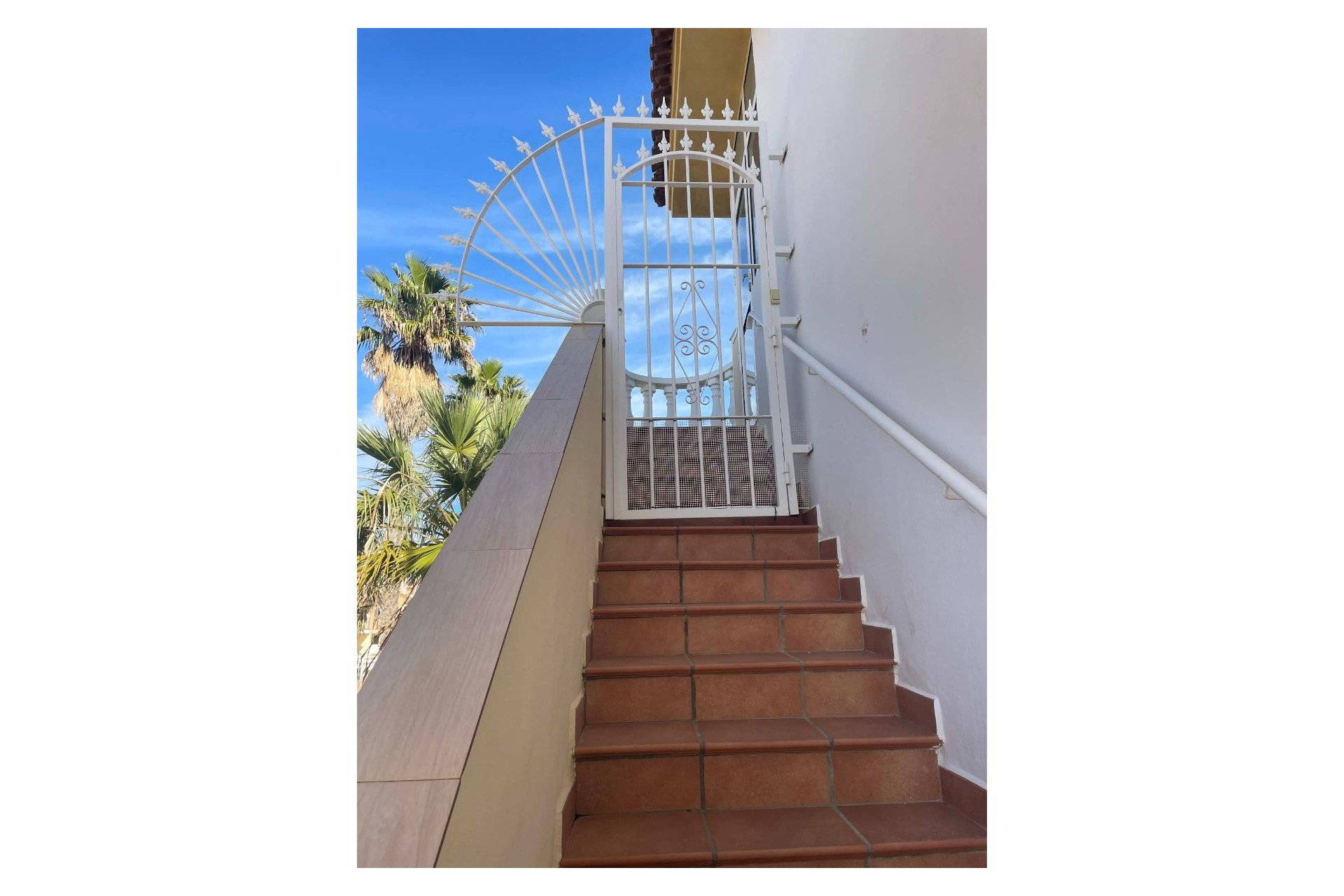 Resale - Apartment / Flat * - Orihuela Costa * - Los Altos *