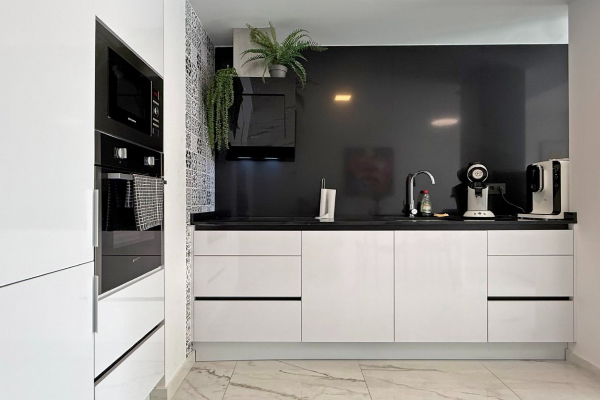 Resale - Apartment / Flat * - Orihuela Costa * - Los Altos *