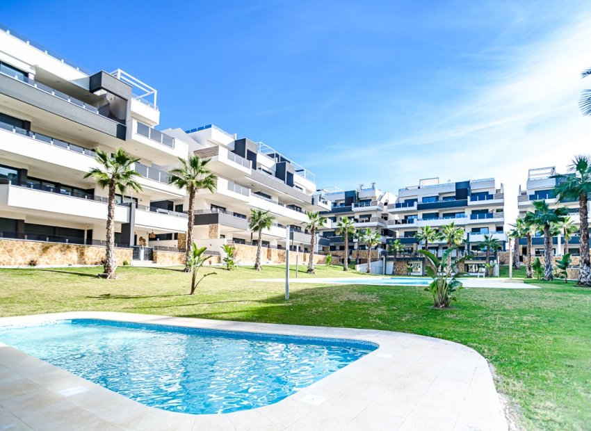 Resale - Apartment / Flat * - Orihuela Costa * - Los Altos *