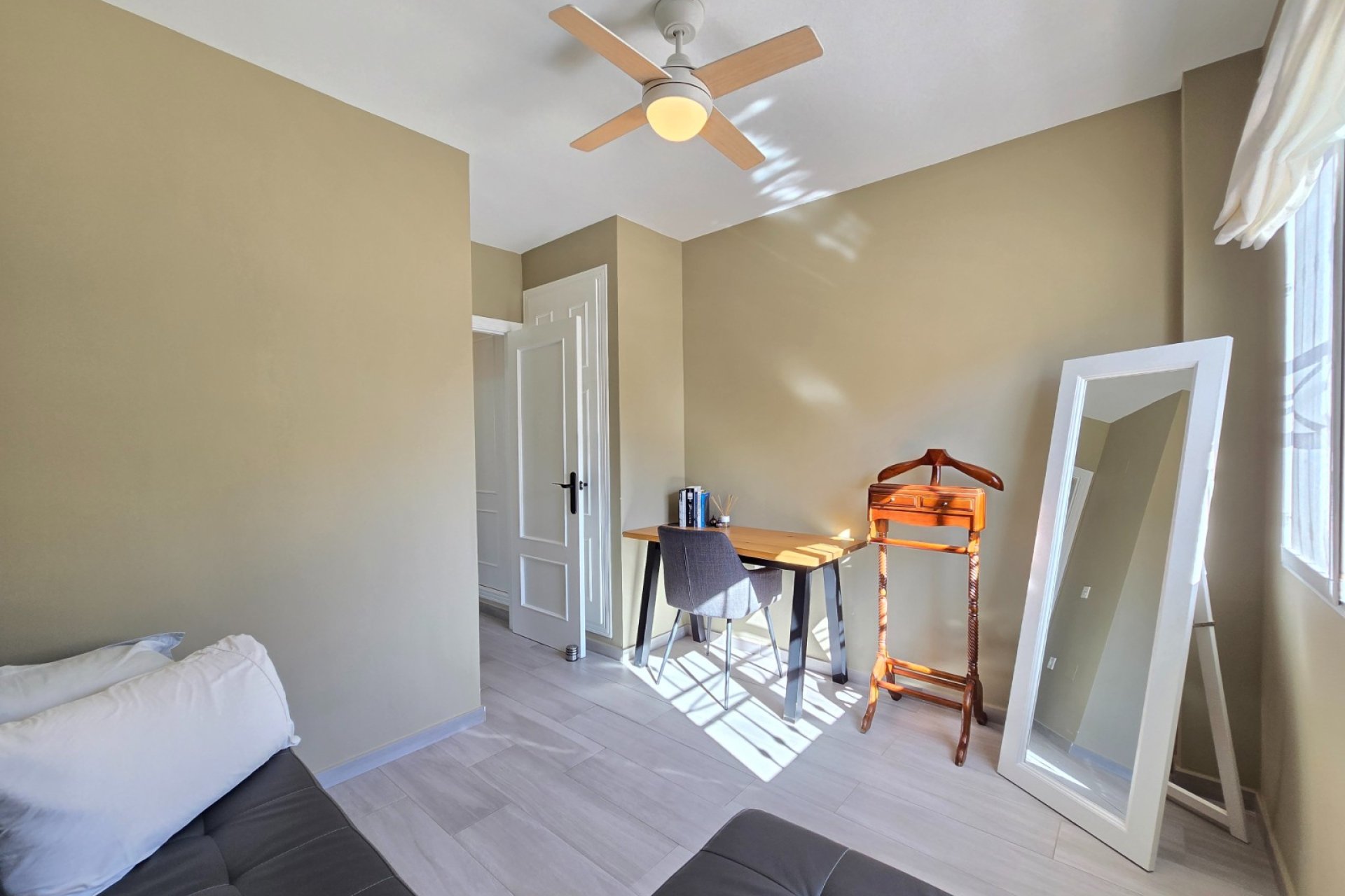 Resale - Apartment / Flat * - Orihuela Costa * - Los Altos *