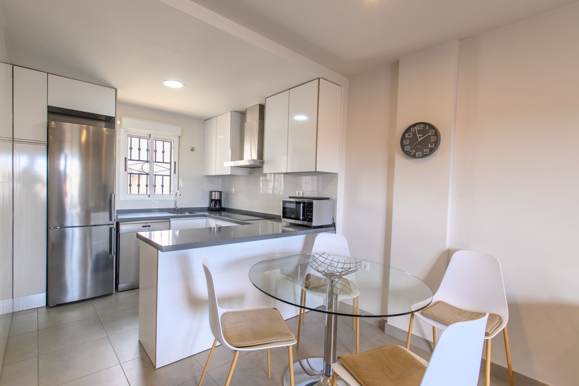 Resale - Apartment / Flat * - Orihuela Costa * - Los Altos *