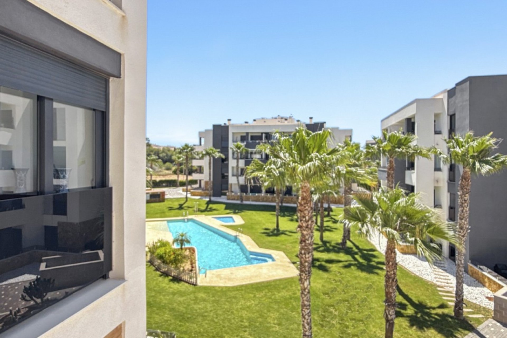 Resale - Apartment / Flat * - Orihuela Costa * - Los Altos *