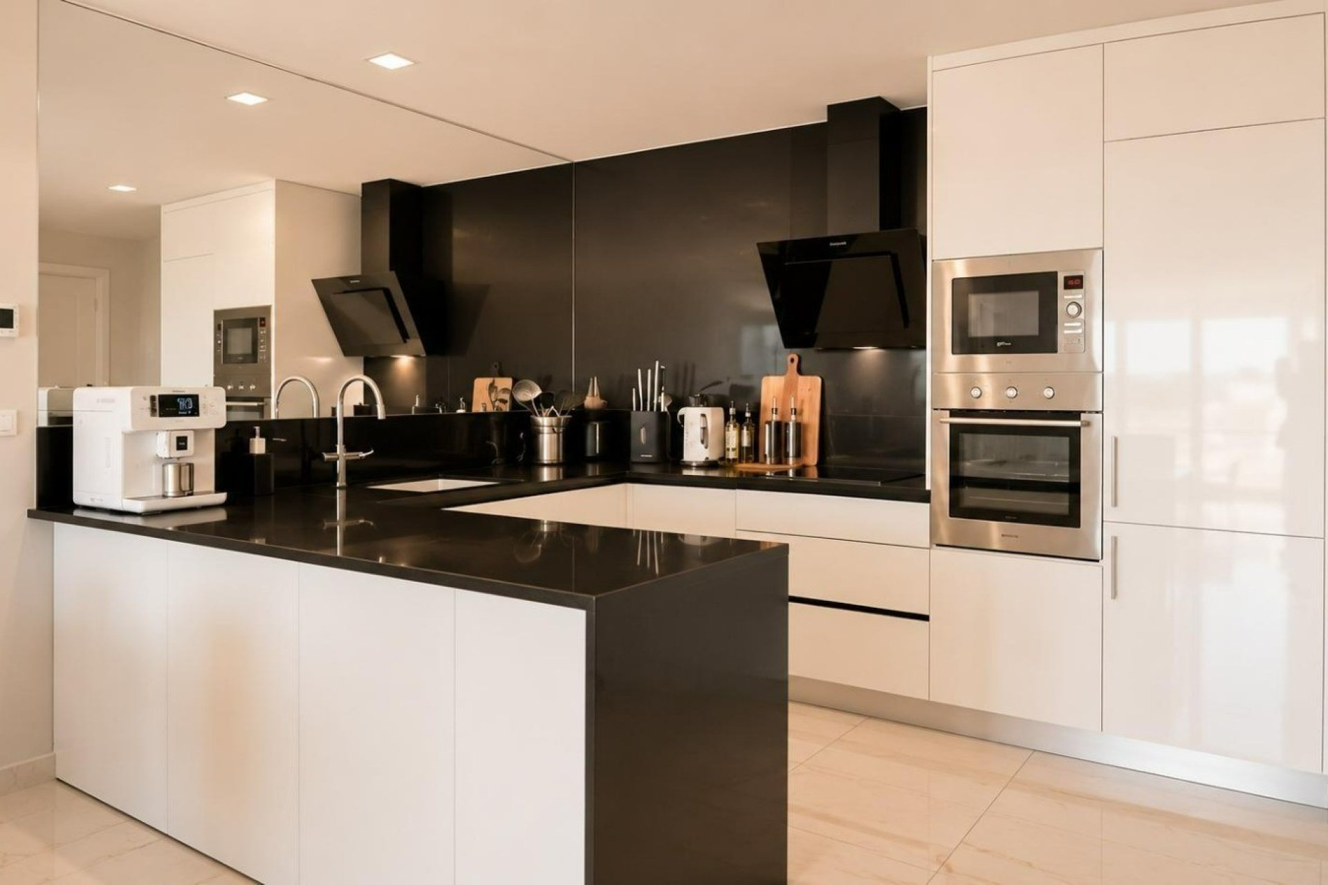 Resale - Apartment / Flat * - Orihuela Costa * - Los Altos *