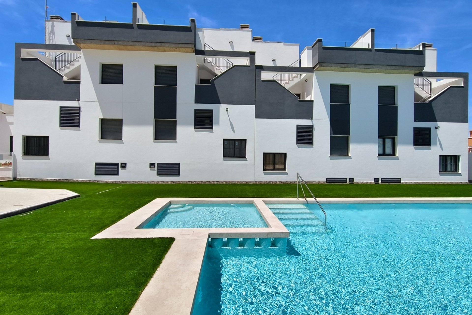 Resale - Apartment / Flat * - Orihuela Costa * - Los Altos *