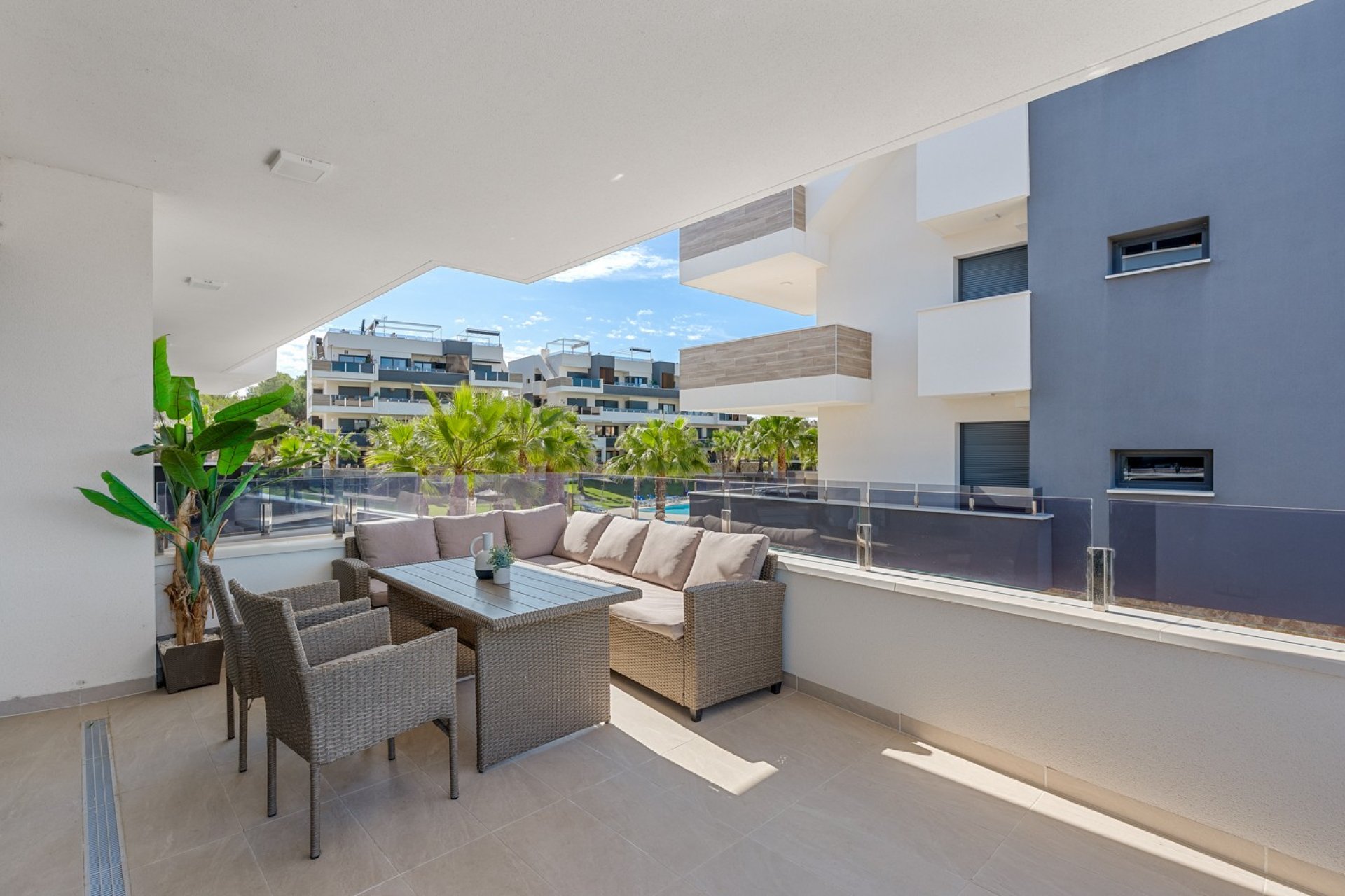 Resale - Apartment / Flat * - Orihuela Costa * - Los Altos *