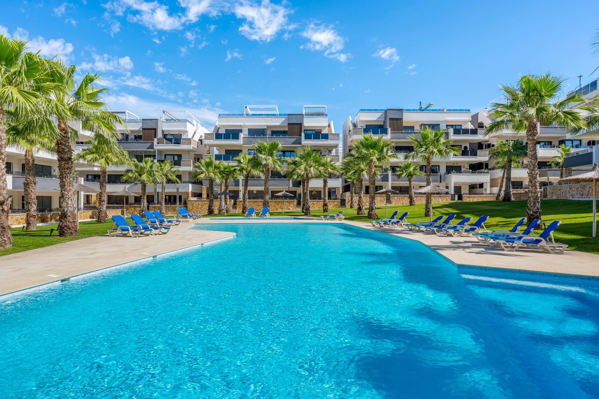 Resale - Apartment / Flat * - Orihuela Costa * - Los Altos *