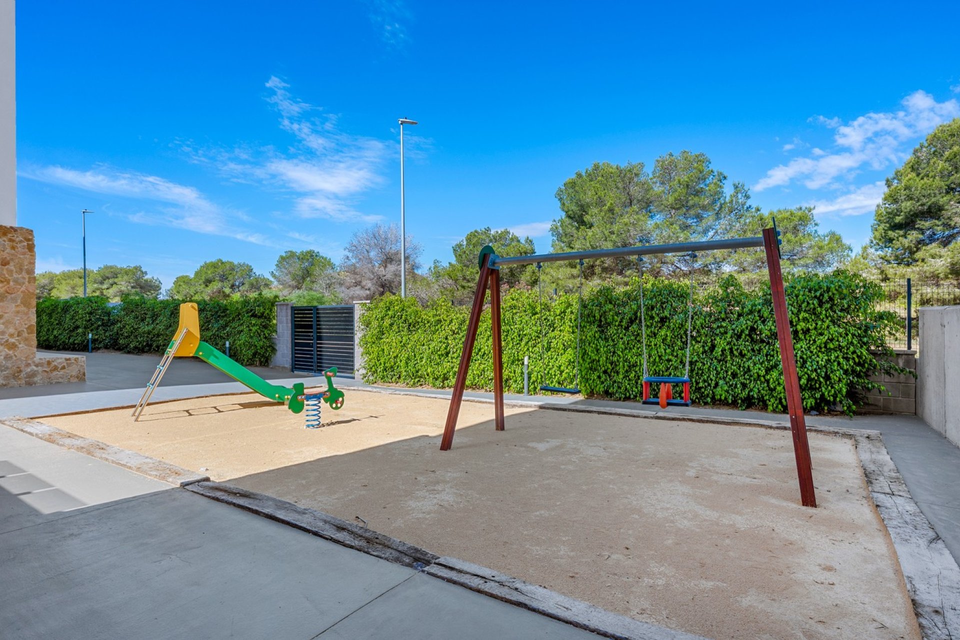 Resale - Apartment / Flat * - Orihuela Costa * - Los Altos *