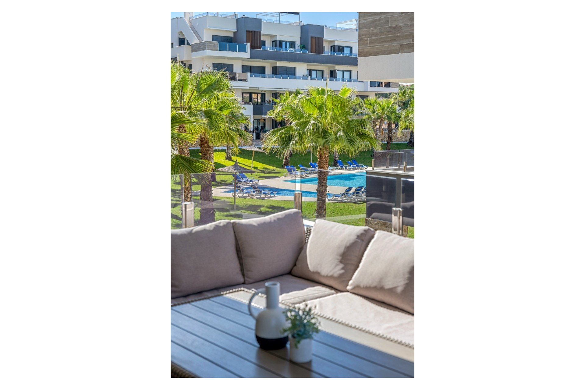 Resale - Apartment / Flat * - Orihuela Costa * - Los Altos *