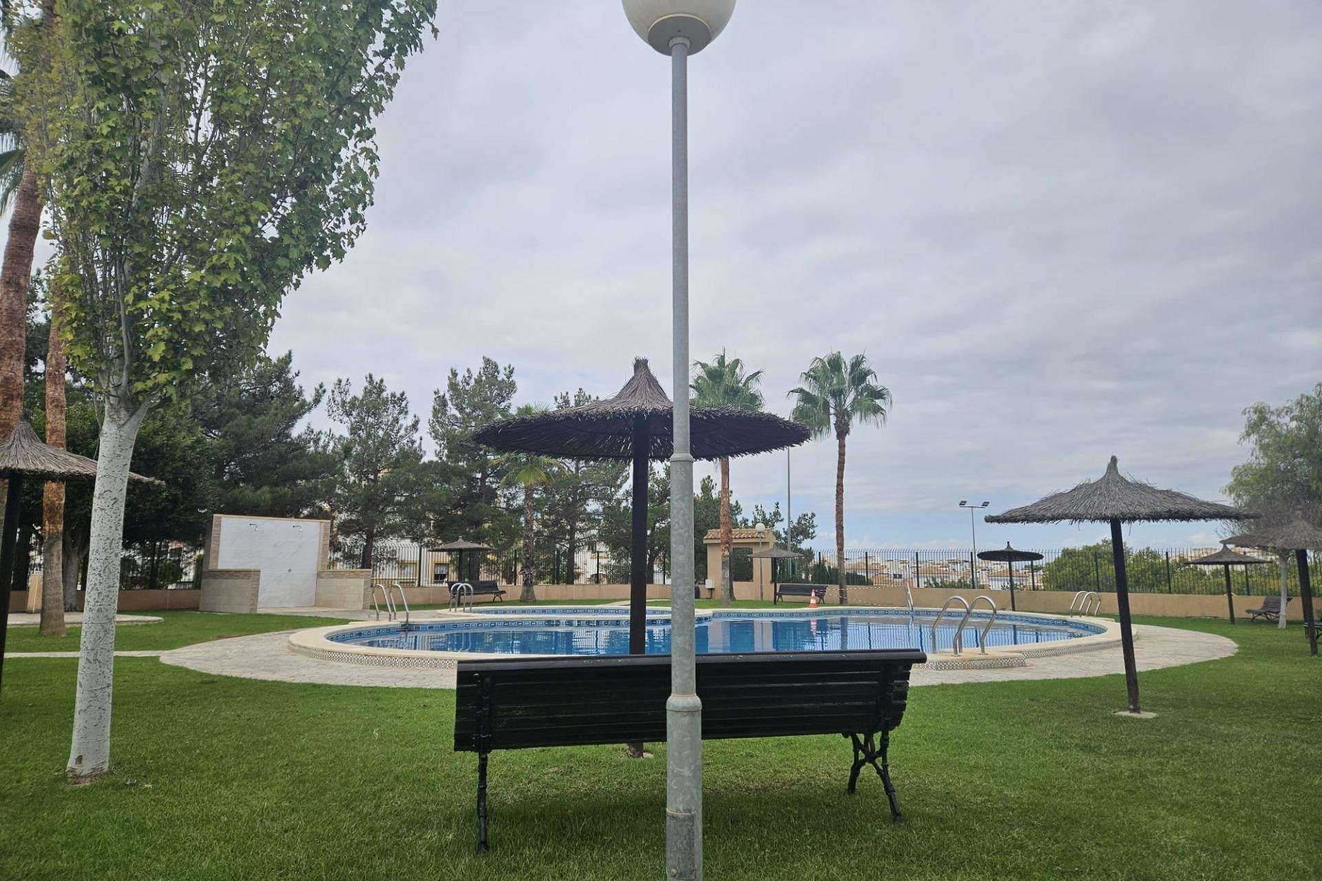 Resale - Apartment / Flat * - Orihuela Costa * - Los Altos *