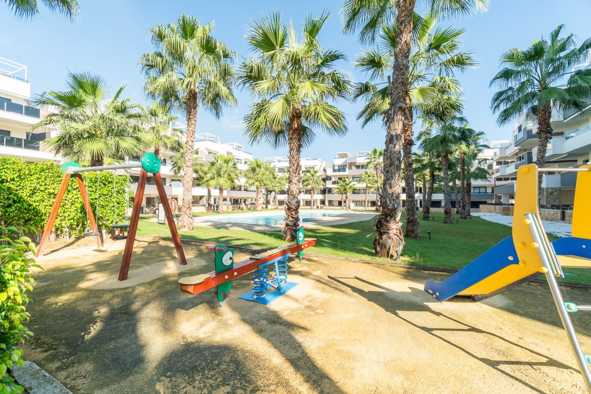 Resale - Apartment / Flat * - Orihuela Costa * - Los Altos *