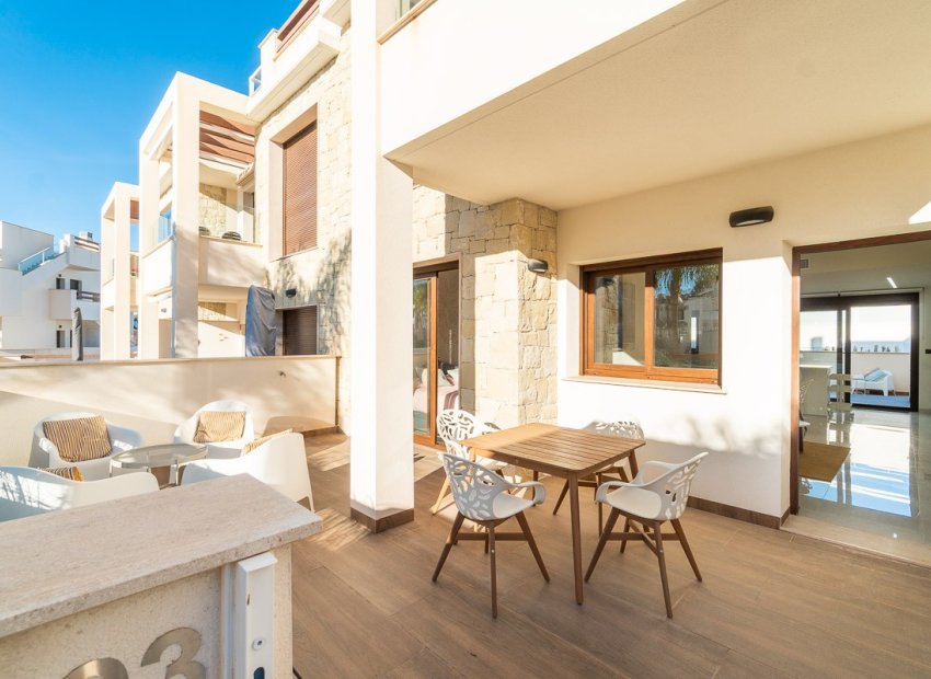 Resale - Apartment / Flat * - Orihuela Costa * - Los Balcones *