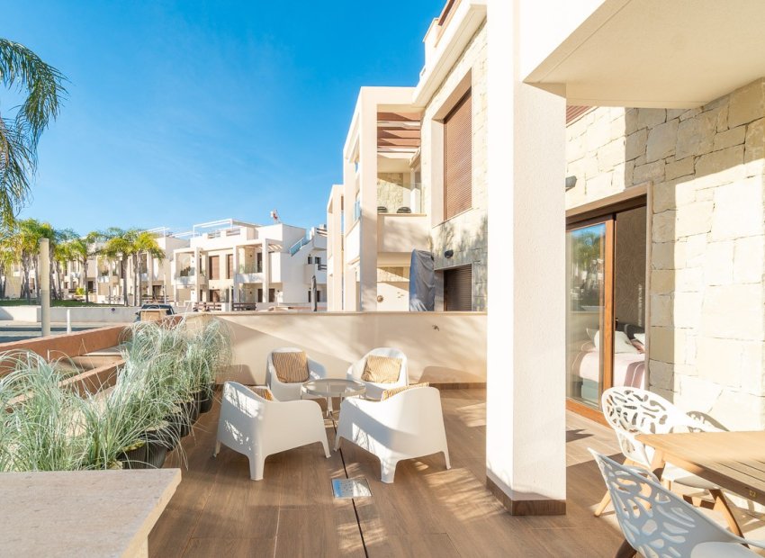 Resale - Apartment / Flat * - Orihuela Costa * - Los Balcones *