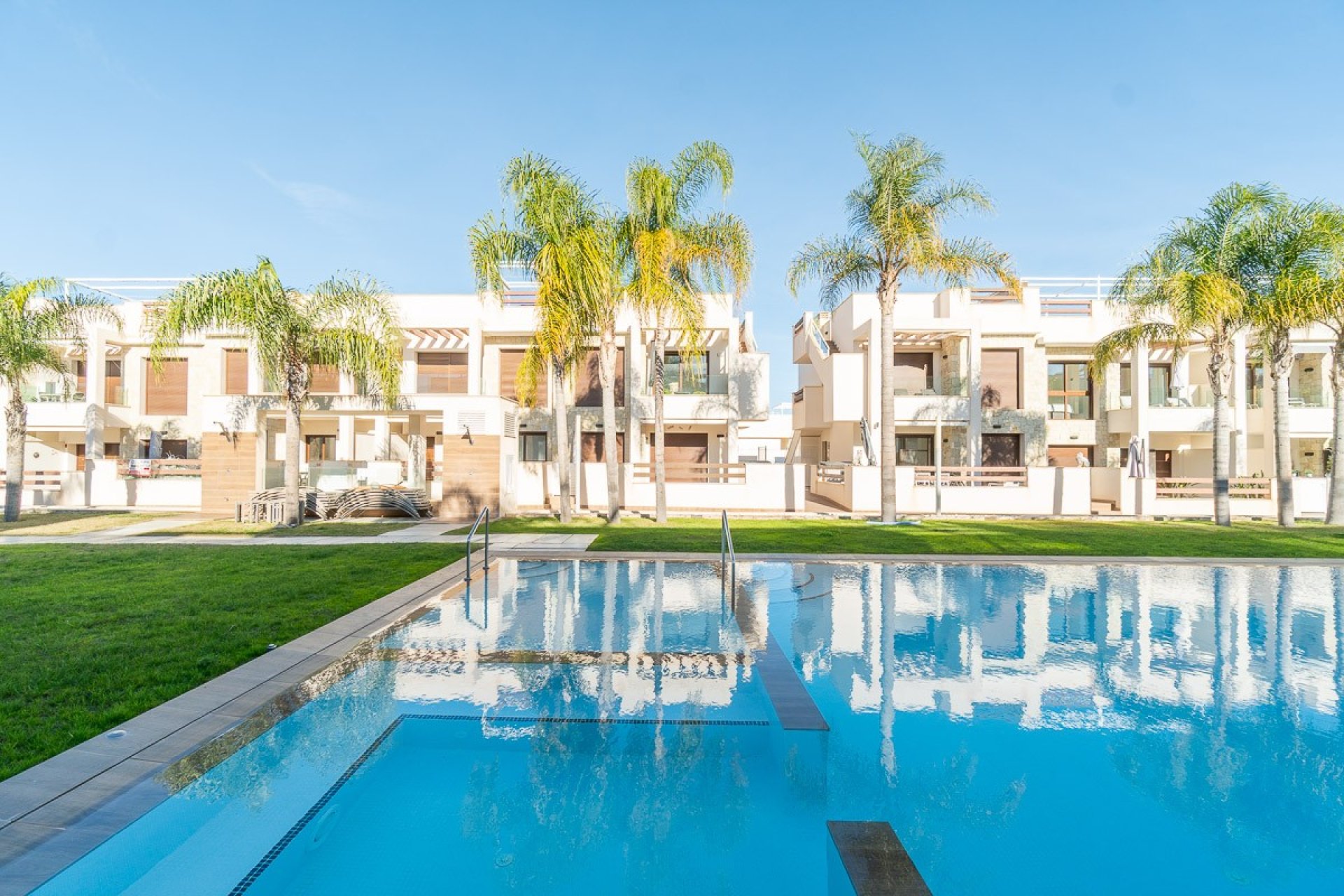Resale - Apartment / Flat * - Orihuela Costa * - Los Balcones *