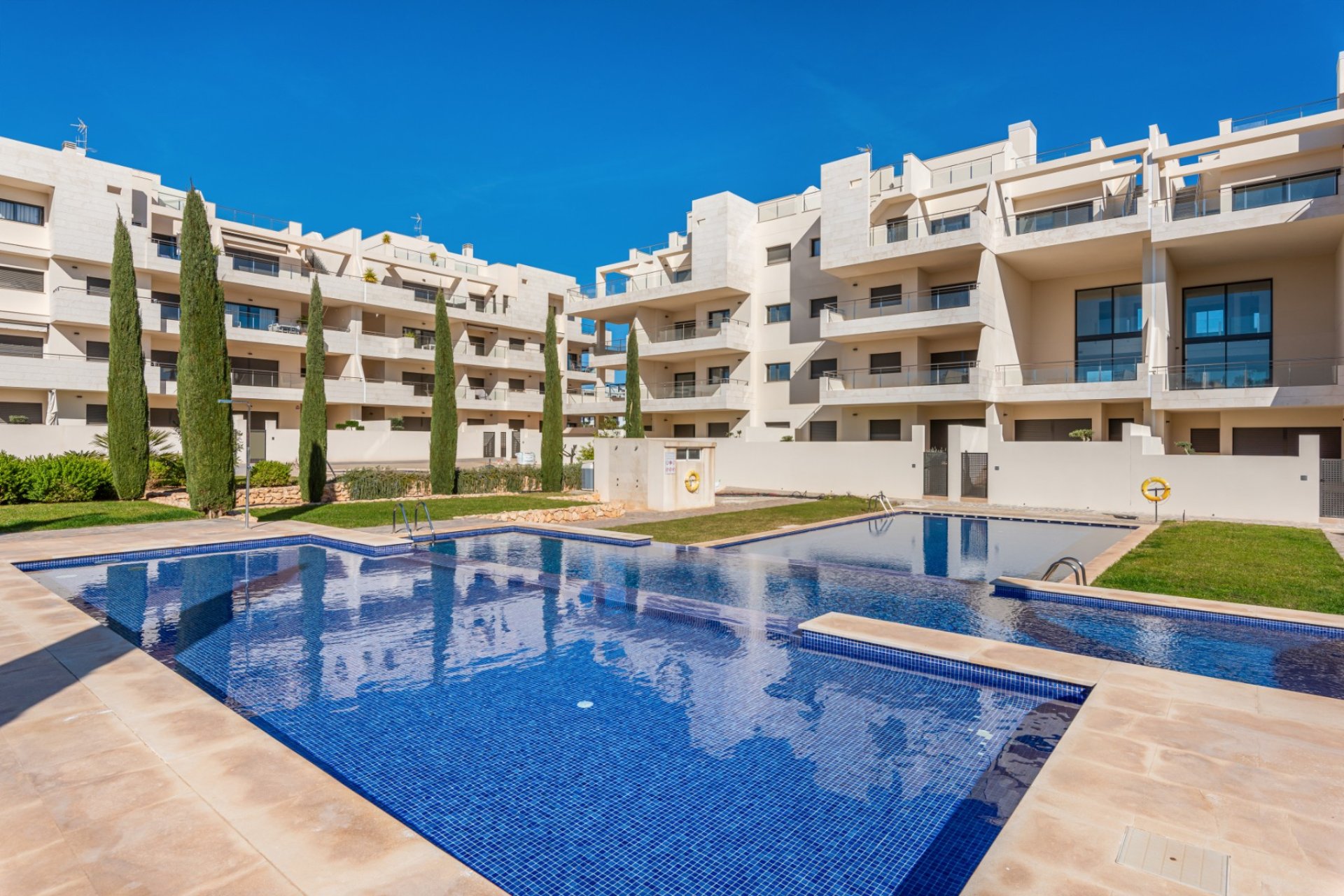 Resale - Apartment / flat - Orihuela Costa - Los Dolses