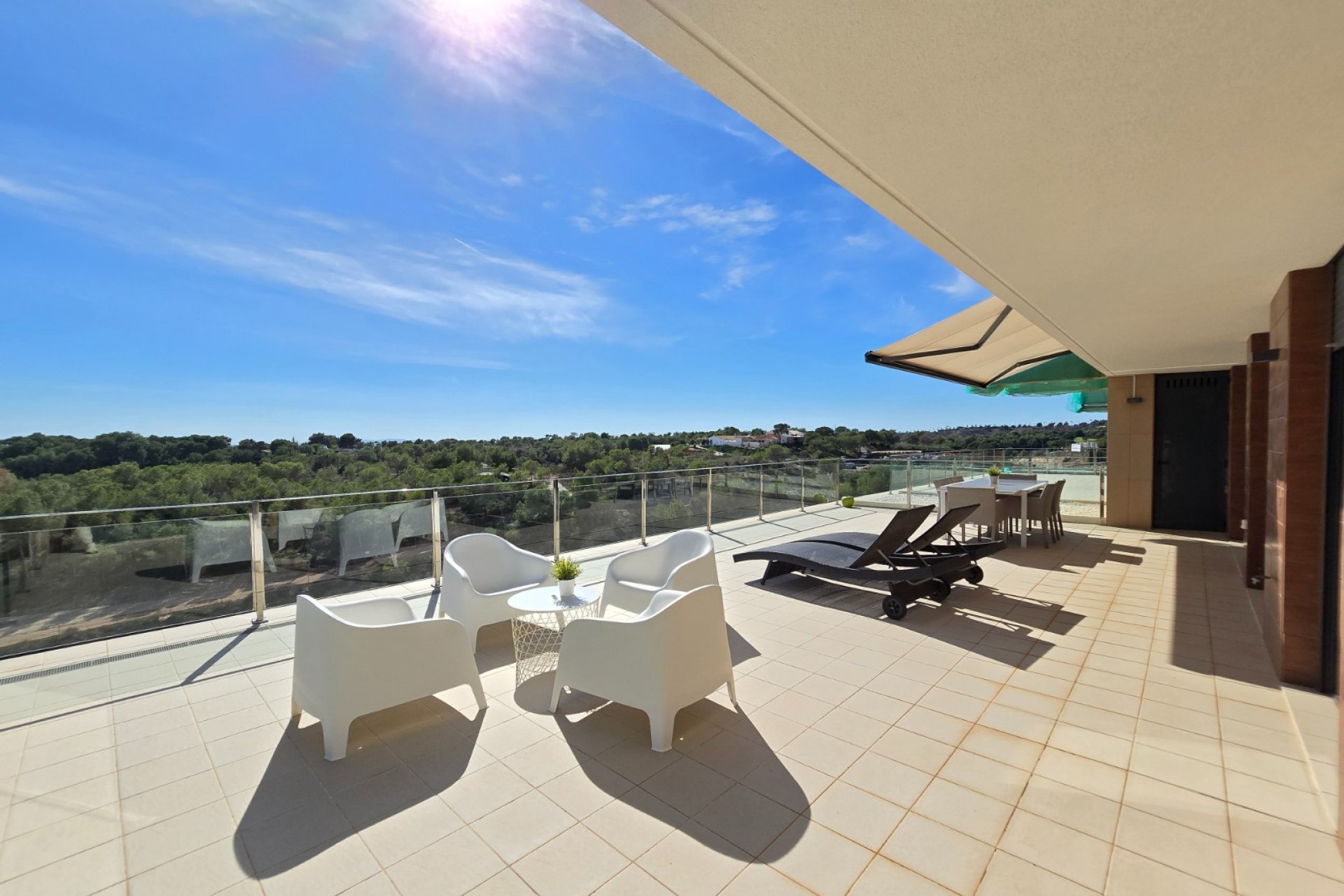 Resale - Apartment / Flat * - Orihuela Costa - Los Dolses *