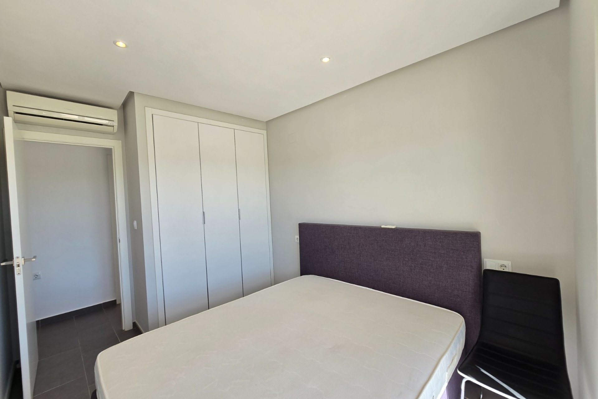 Resale - Apartment / Flat * - Orihuela Costa - Los Dolses *