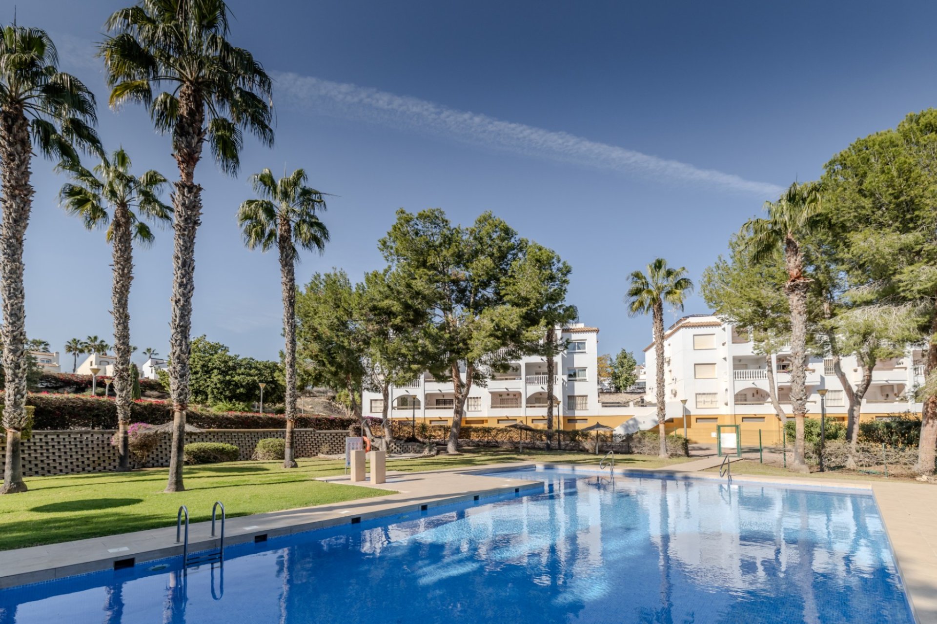 Resale - Apartment / Flat * - Orihuela Costa * - Los Dolses*