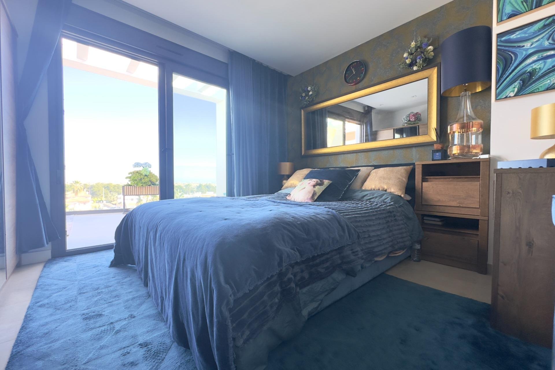 Resale - Apartment / Flat * - Orihuela Costa * - Los Dolses *