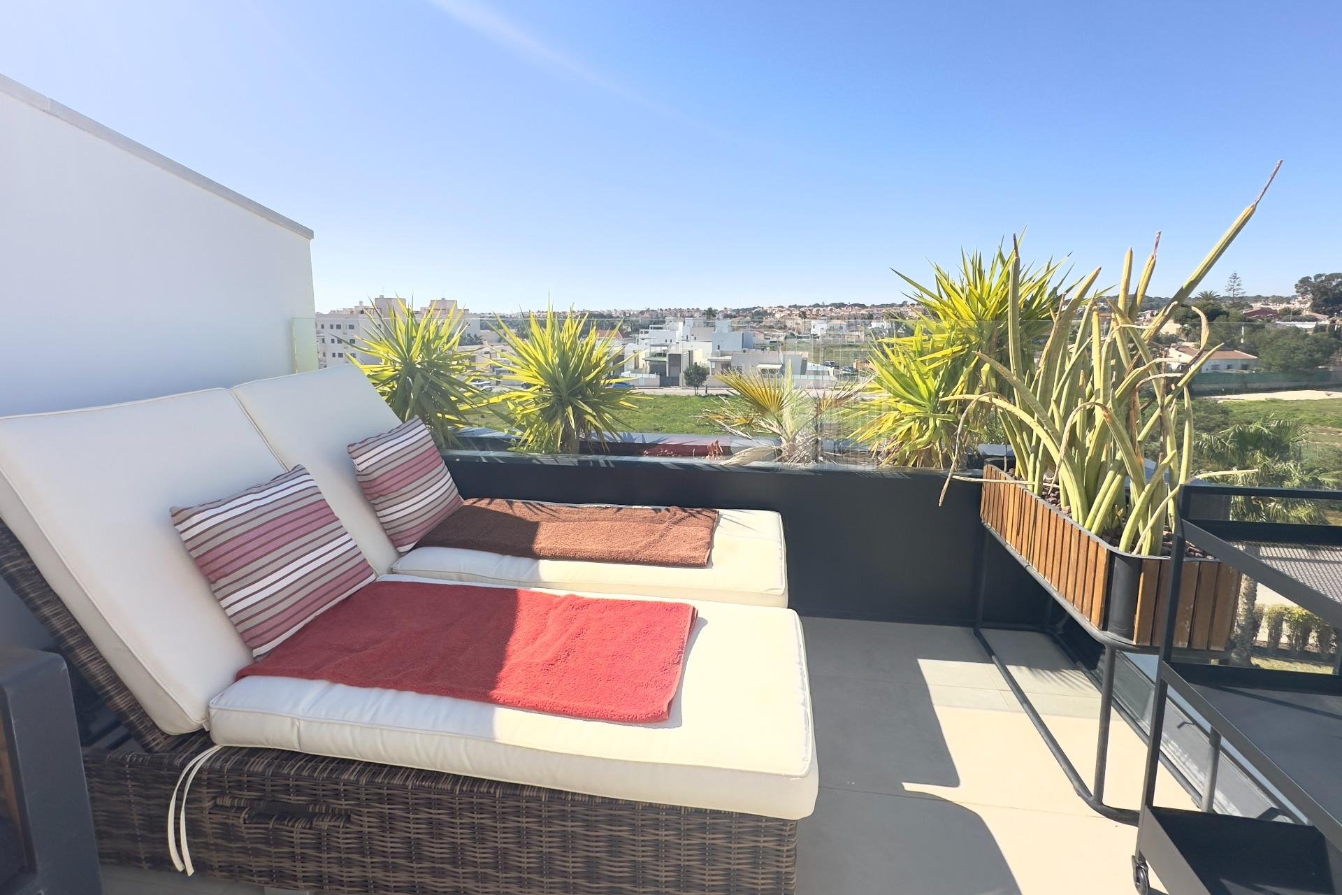 Resale - Apartment / Flat * - Orihuela Costa * - Los Dolses *