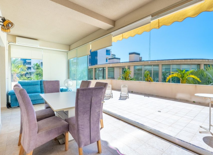 Resale - Apartment / Flat * - Orihuela Costa * - Los Dolses *