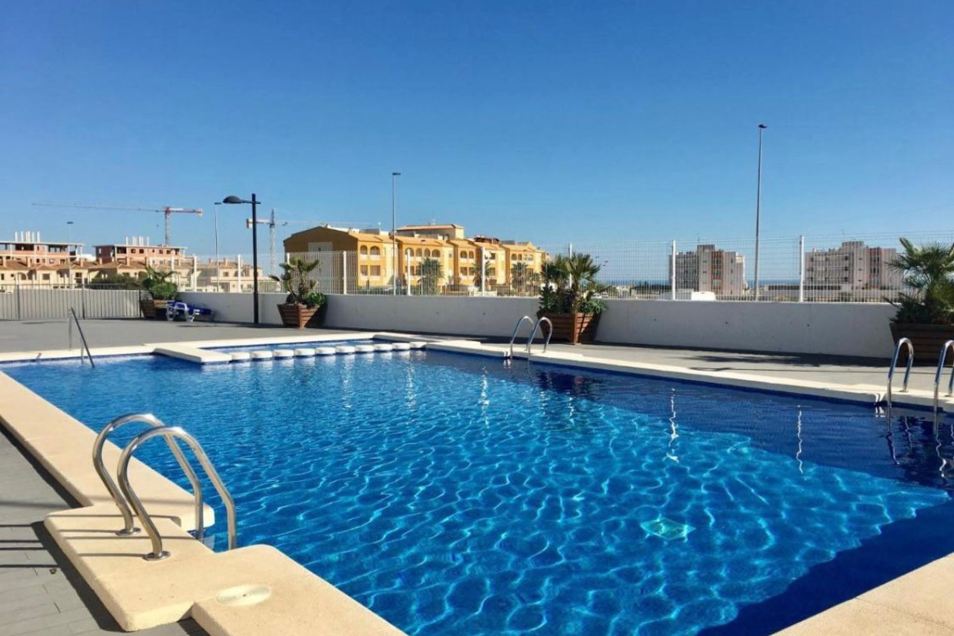 Resale - Apartment / Flat * - Orihuela Costa * - Los Dolses *