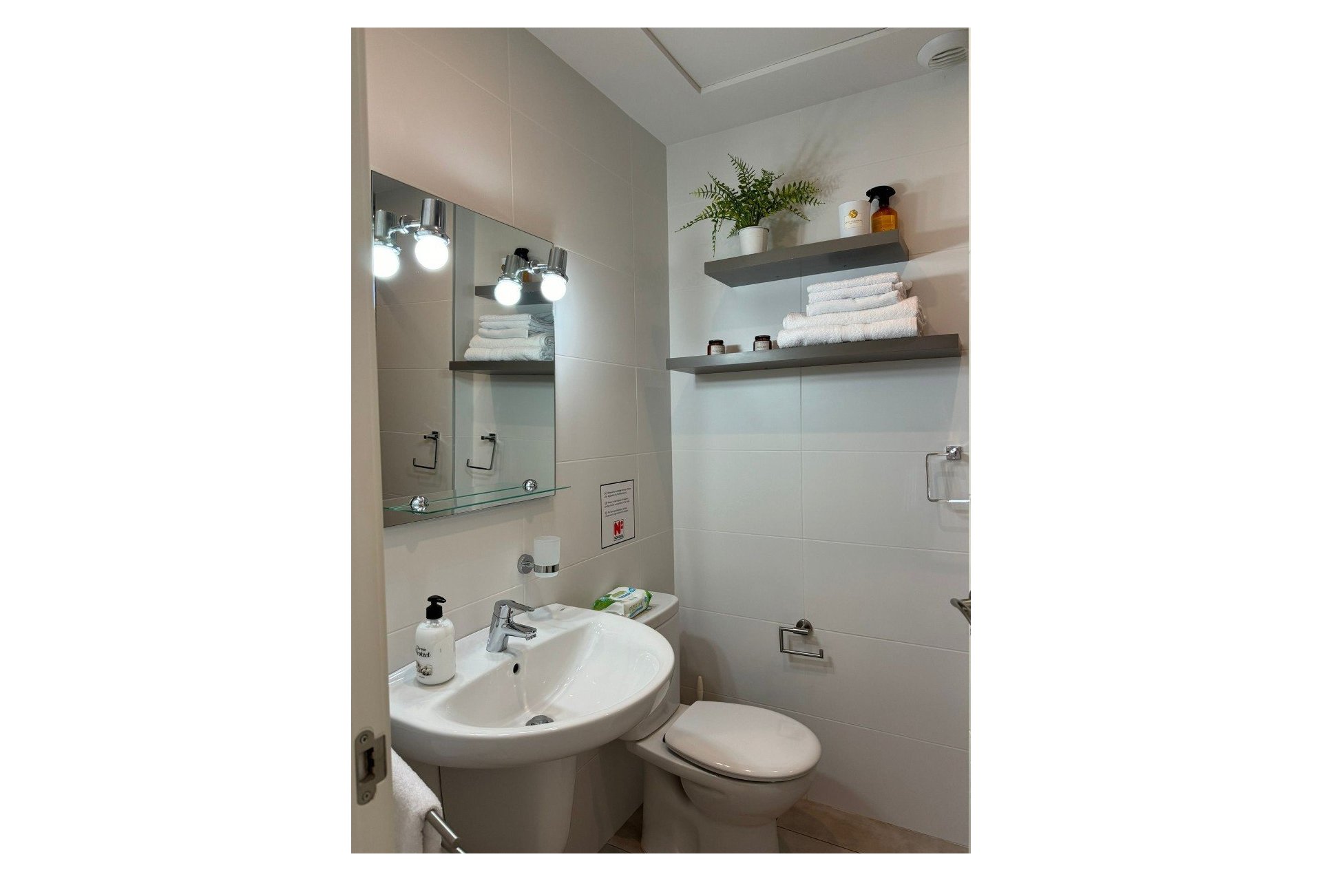 Resale - Apartment / Flat * - Orihuela Costa * - Los Dolses *